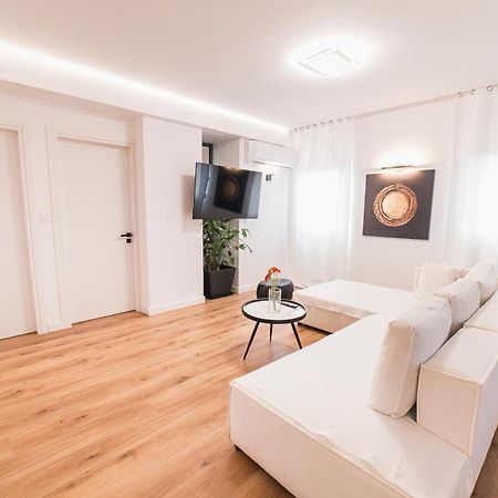 White Harmony, 2 Bedroom Apartment Athen Exterior foto